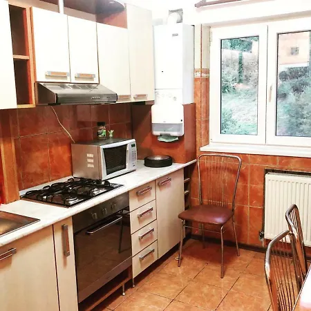 Tampa Mountain Apartament Апартаменти Брашов